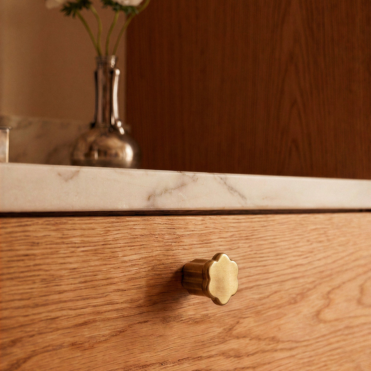 Gatsby Cabinet Knob in Satin Brass, close-up detail