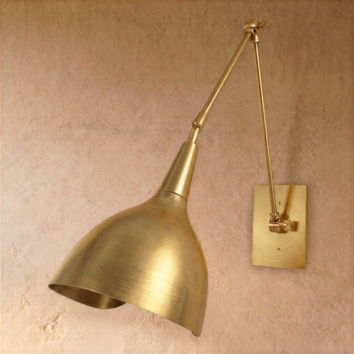 Cirex Wall Lamp