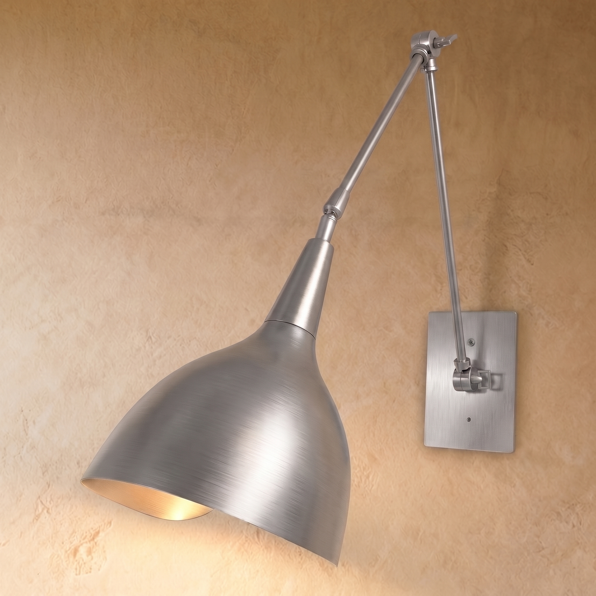 Cirex Wall Lamp