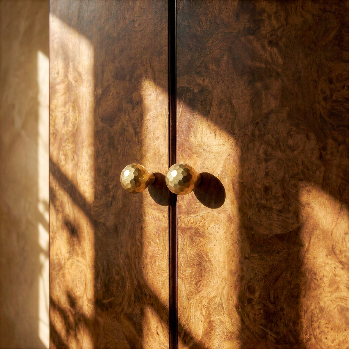Facet Knob