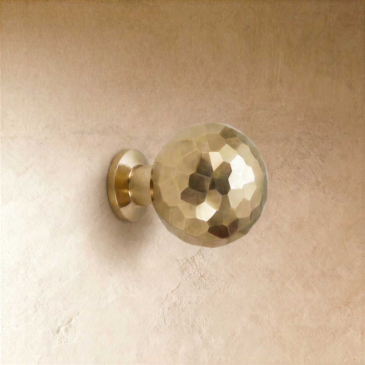 Facet Knob