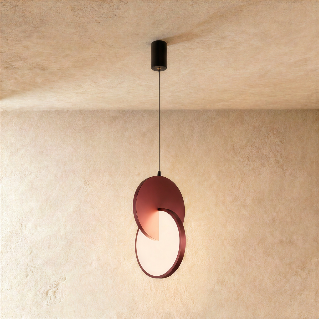 Hyna Pendant Light