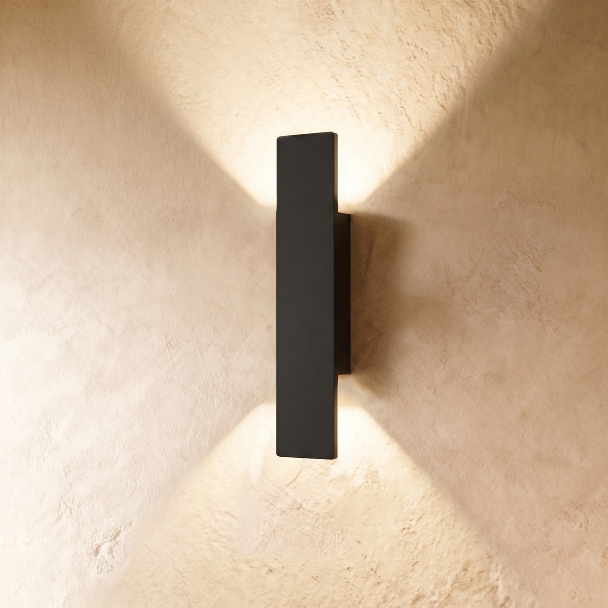 Indira Outdoor Wall Lamp