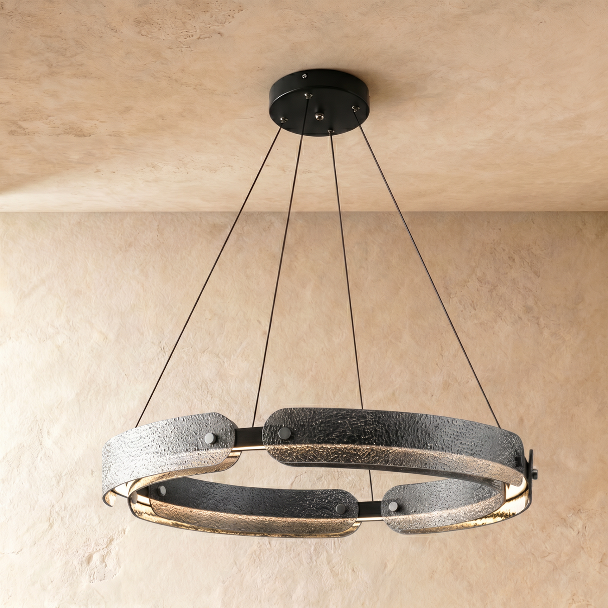 Lunetra Chandelier