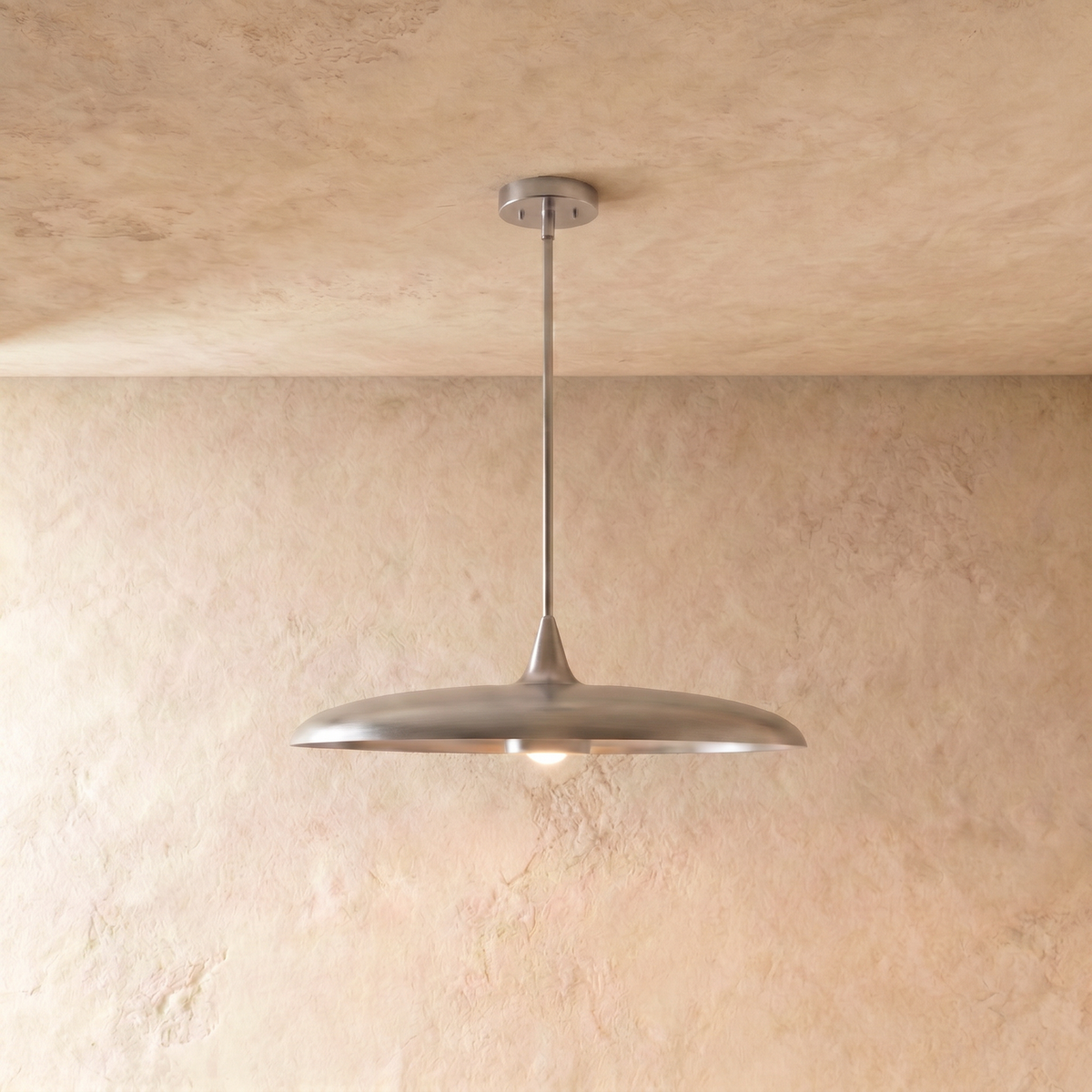 Meroq Pendant Light