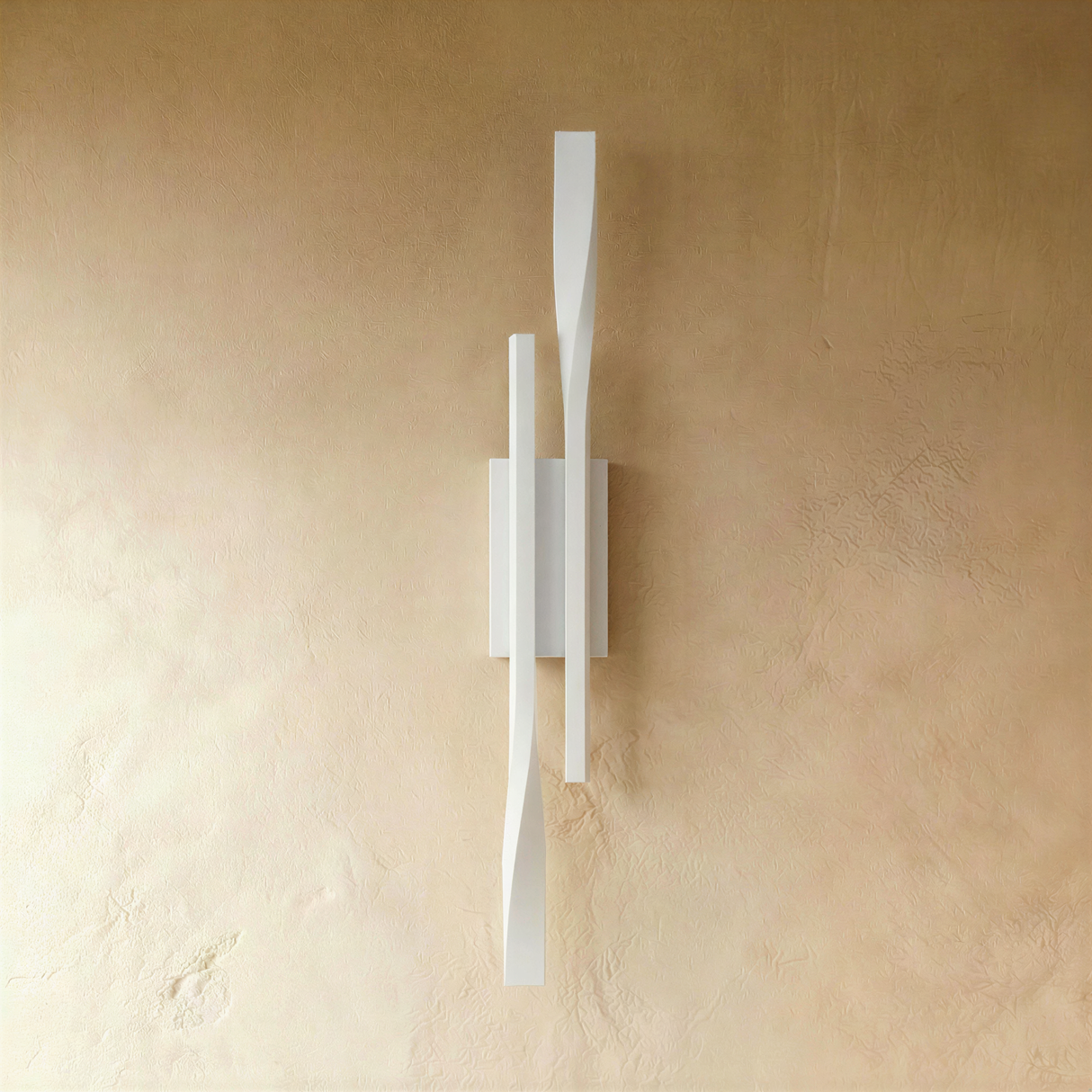 Miyeon Wall Lamp
