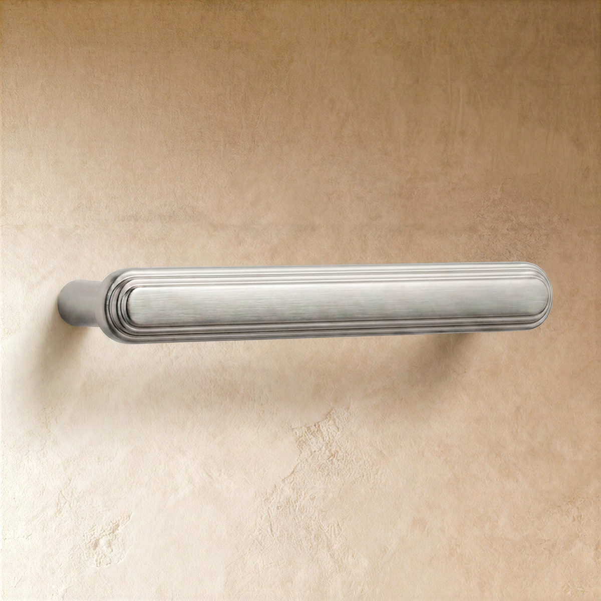 Osten Knob & Pull Bar