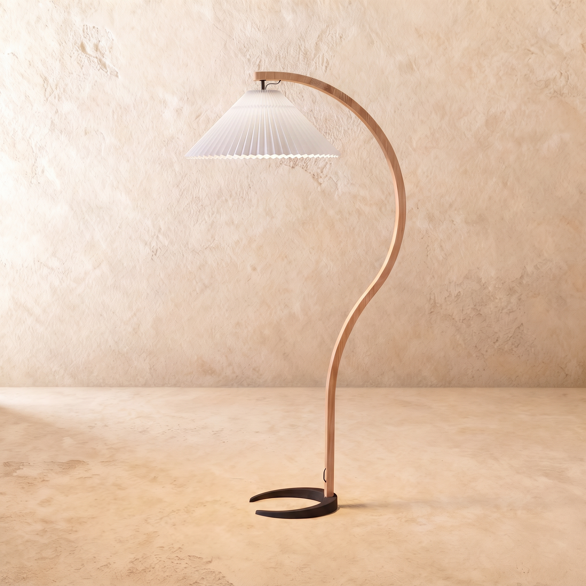 Skiastro Floor Lamp