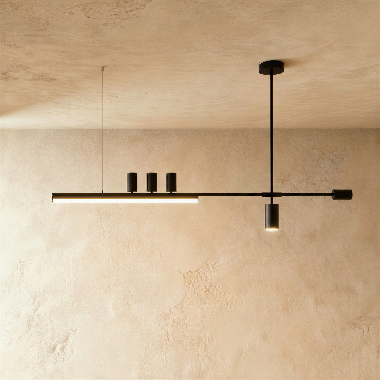 Stong Chandelier
