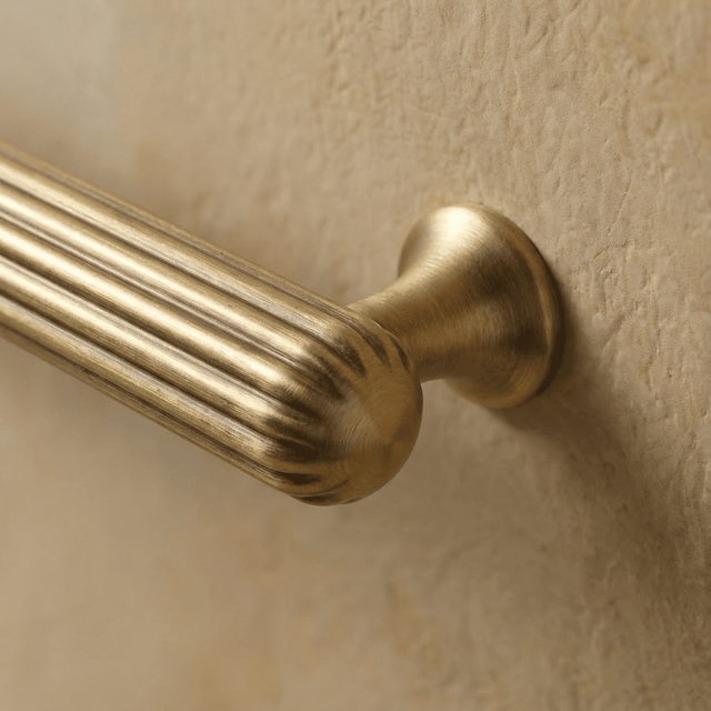 Berdo Knob & Pull Bar - Residence Supply