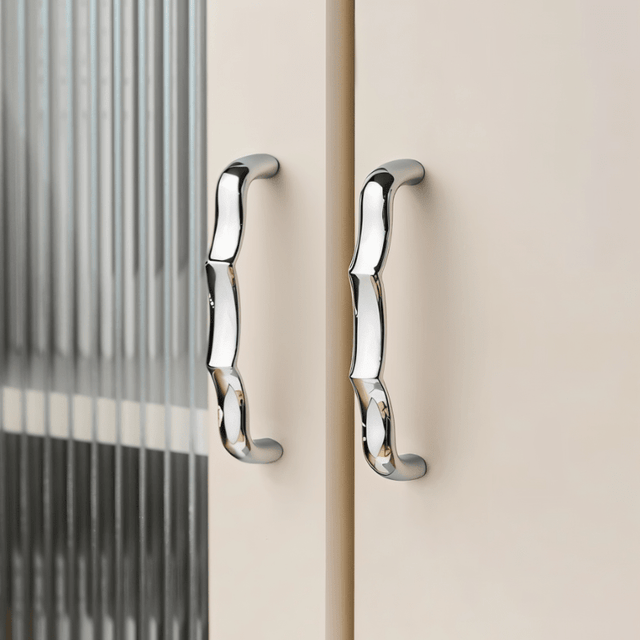 Cirro Pull Bar - Residence Supply