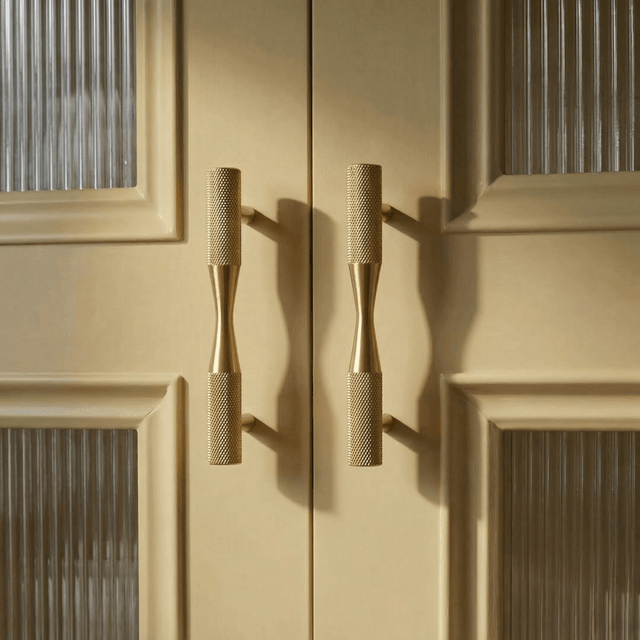 Esnato Pull Bar - Residence Supply