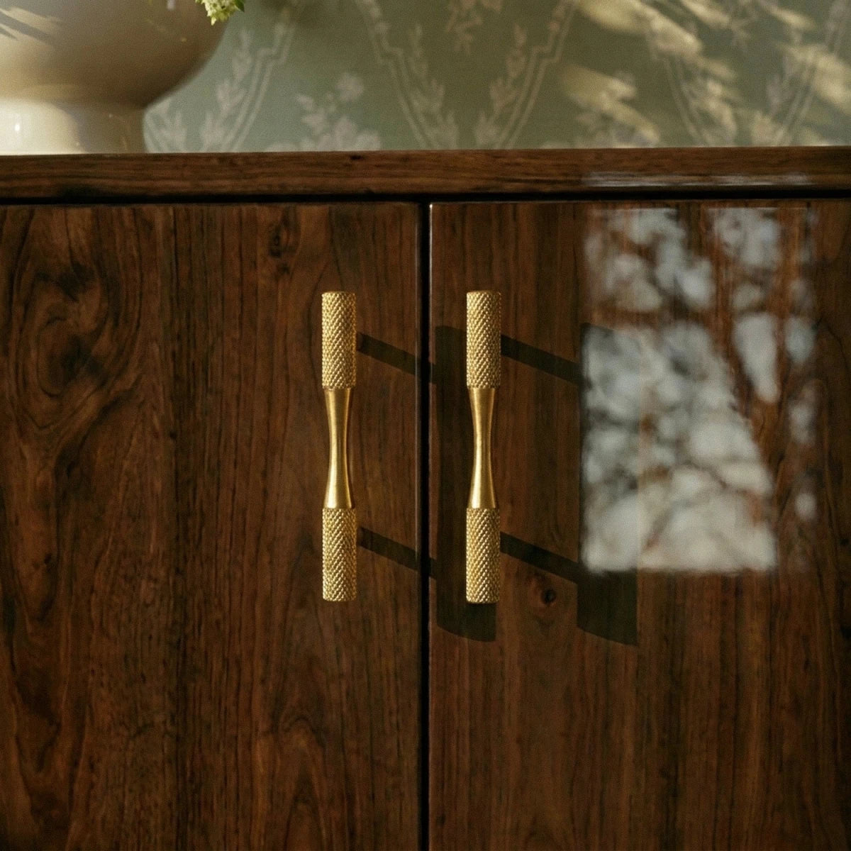 Esnato Pull Bar - Residence Supply