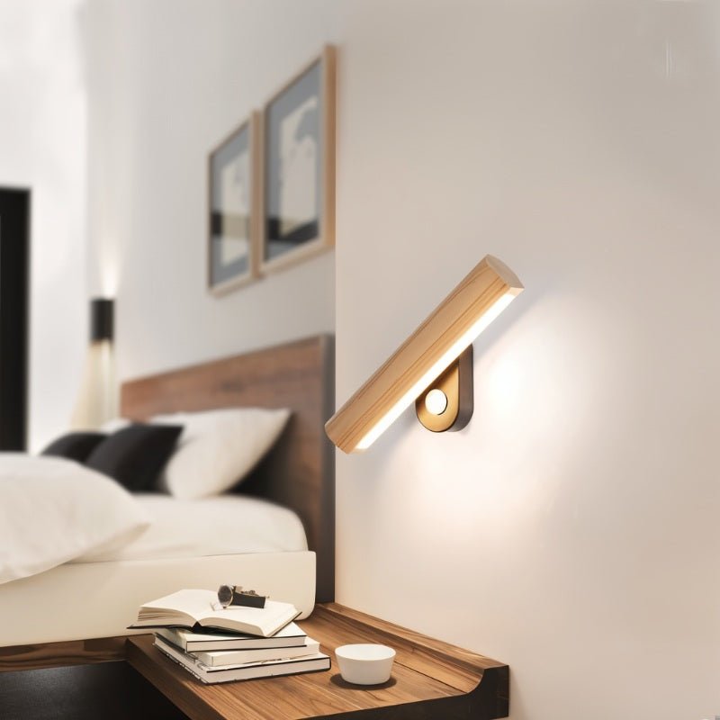 Ica Wall Lamp