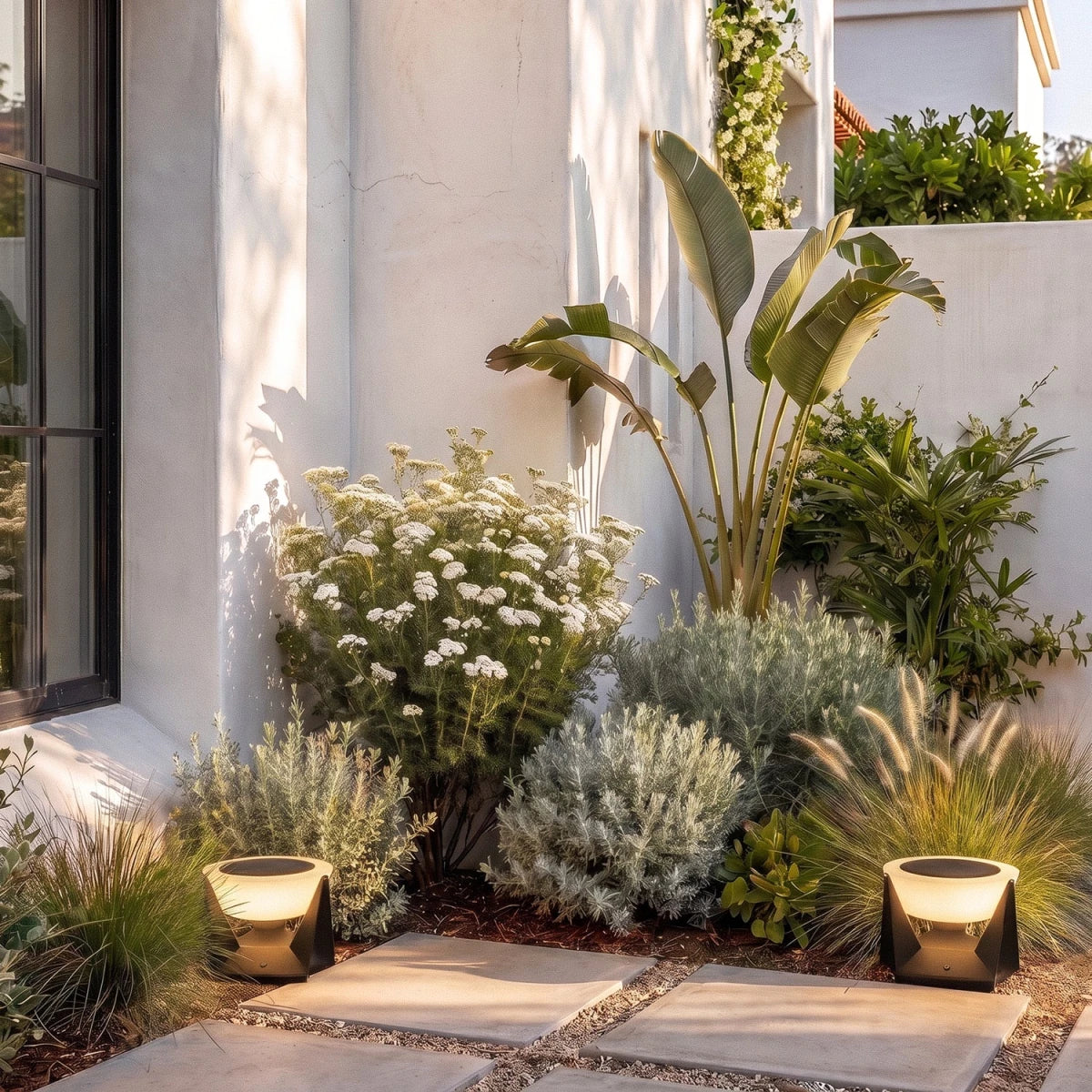 Lito Outdoor Garden Lamp - Residence Supply