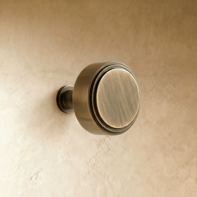 Omiz Knob & Pull Bar - Residence Supply