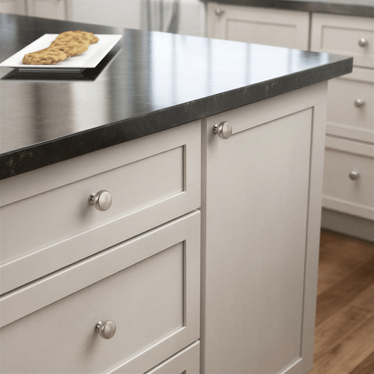 Ovio Knob - Residence Supply