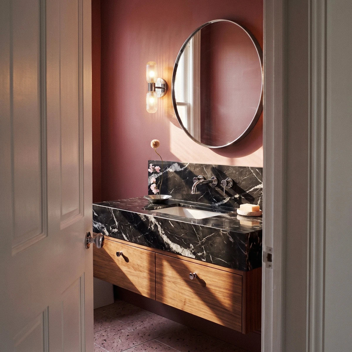 Oyeta Wall Lamp - Residence Supply