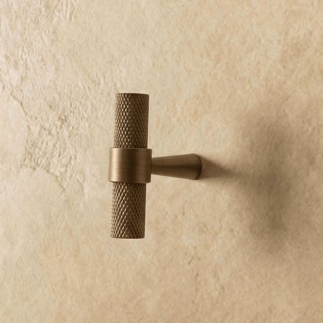 Qaris Pull Bar - Residence Supply