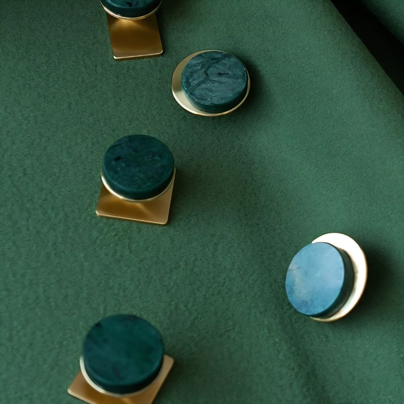 Skami Marble Knob