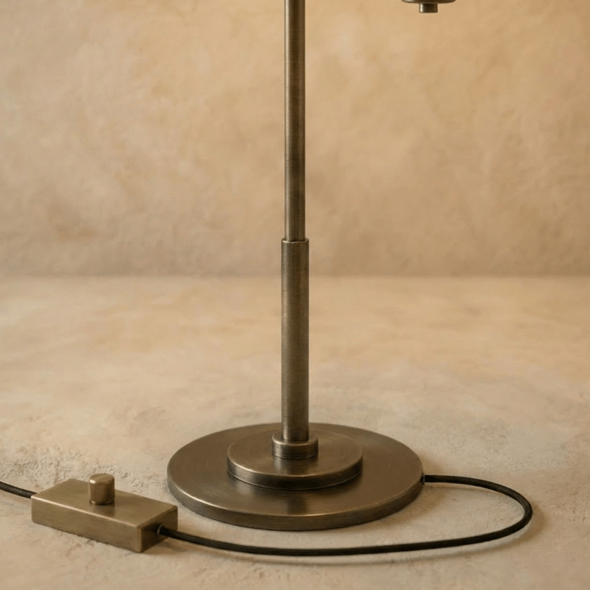 Solum Floor Lamp - Residence Supply