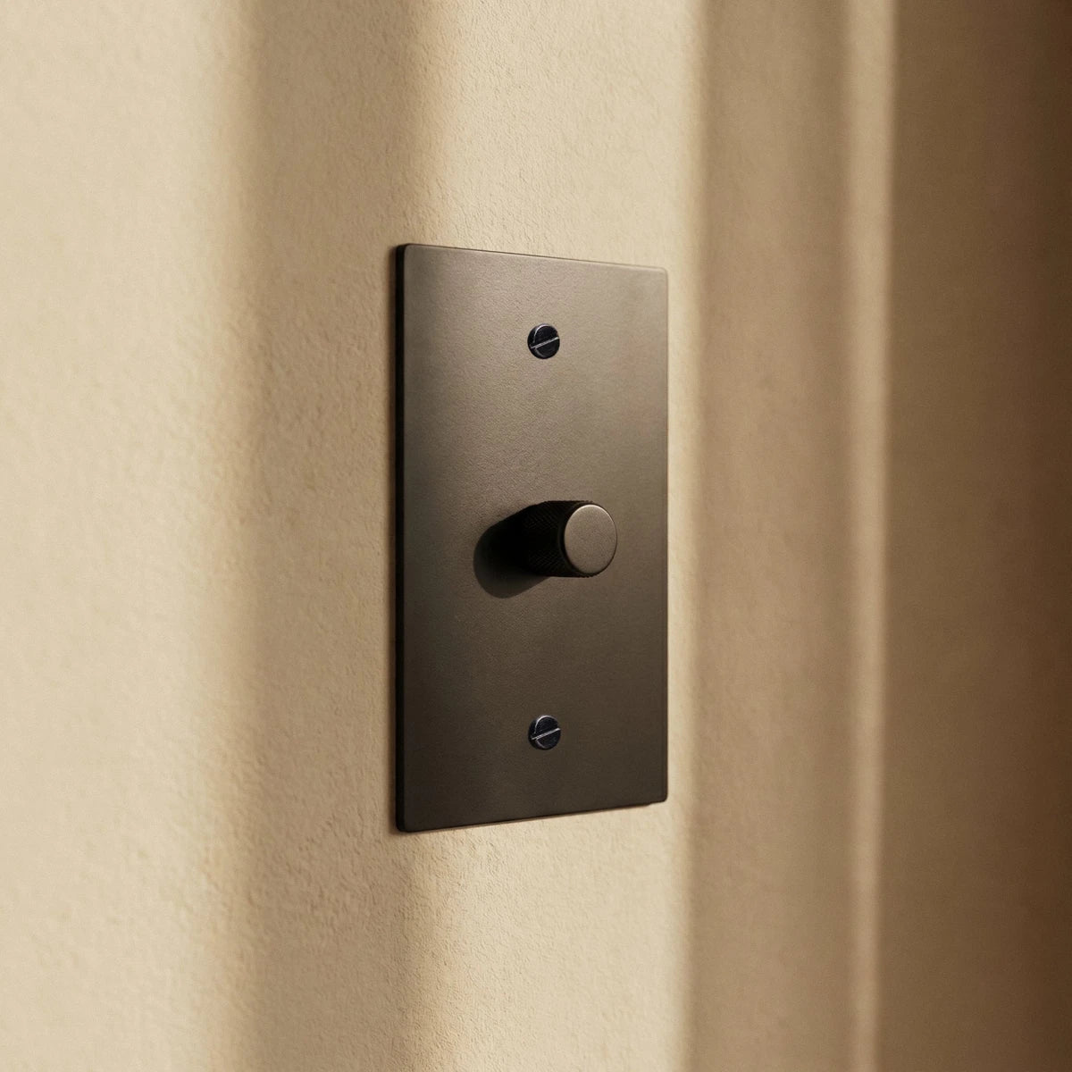 The Architectural Brass 3-Way Rotary Dimmer Switch (1 to 5 Gang) - Open Box - Residence Supply