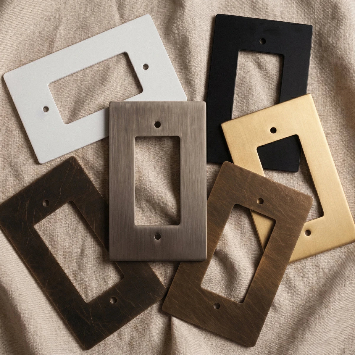 The Brass Plate (Bronze with Patina) - Residence Supply