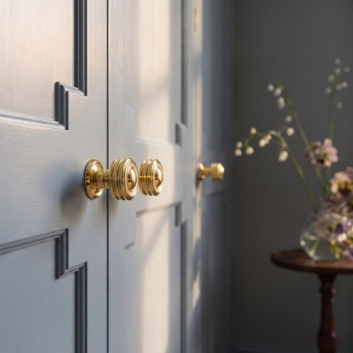 Vang Knob & Pull Bar - Residence Supply