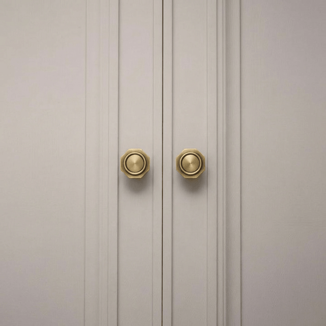 Varel Knob - Residence Supply