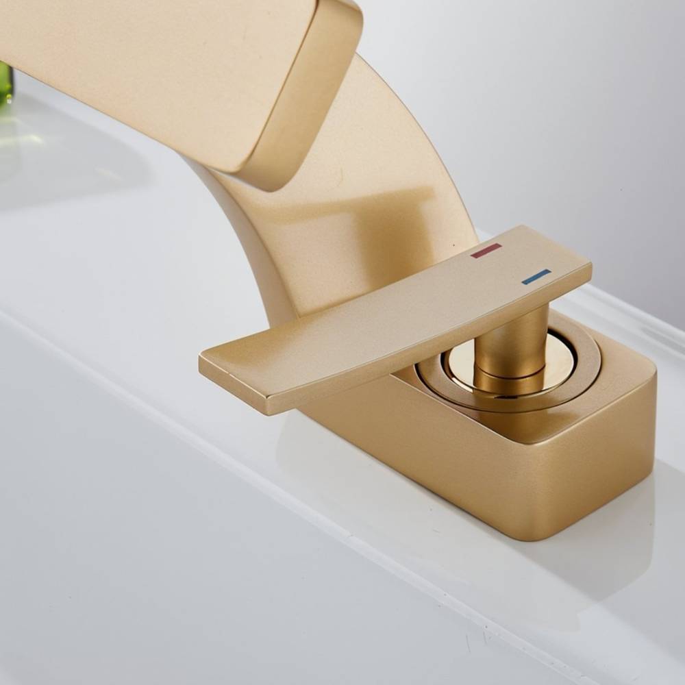 Vatn Bathroom Faucet
