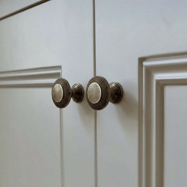 Verno Knob & Pull Bar - Residence Supply
