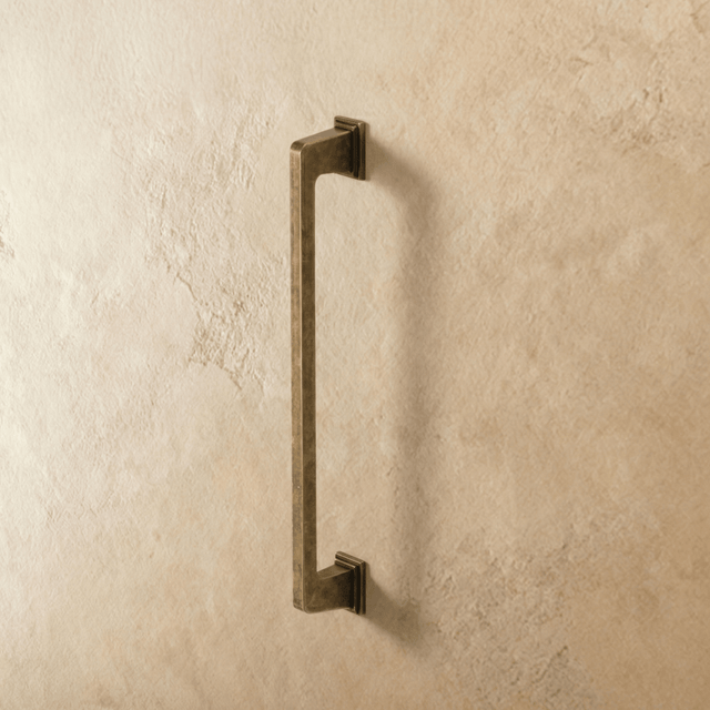 Veyra Pull Bar - Residence Supply