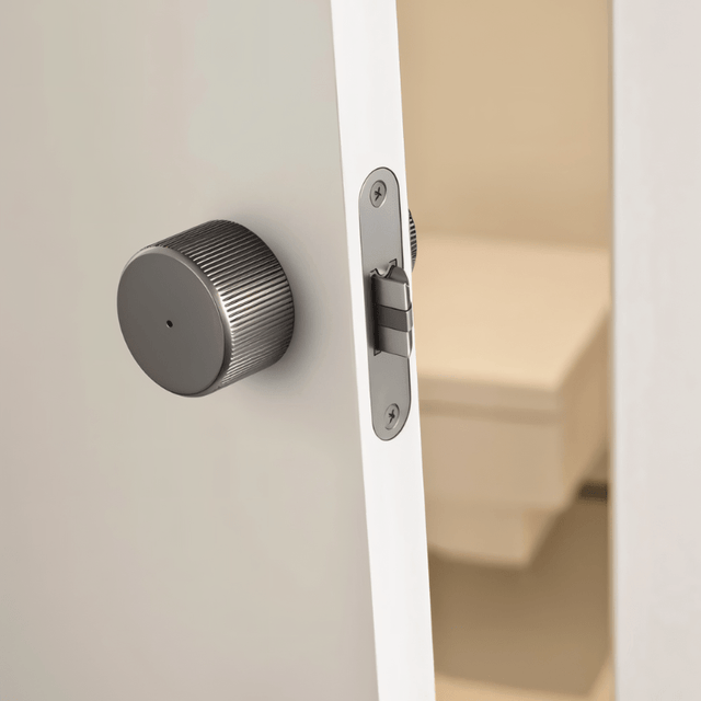 Vorn Handle and Lock - Residence Supply