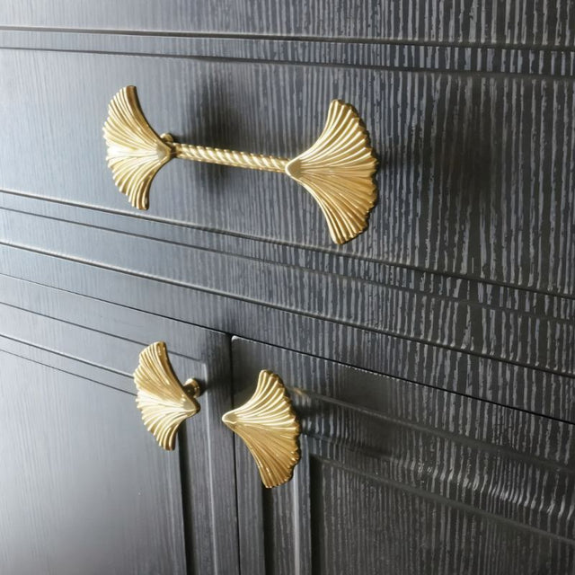 Wiyana Knob & Pull Bar