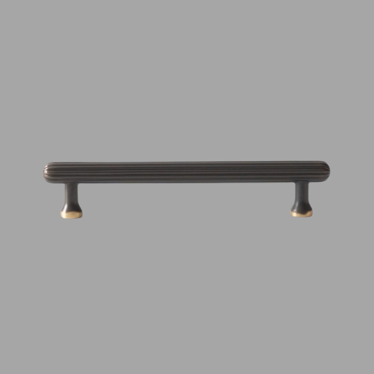 Berdo Knob & Pull Bar