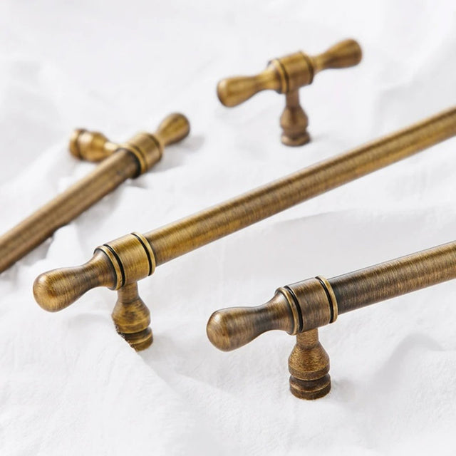 Kuno Knob & Pull Bar