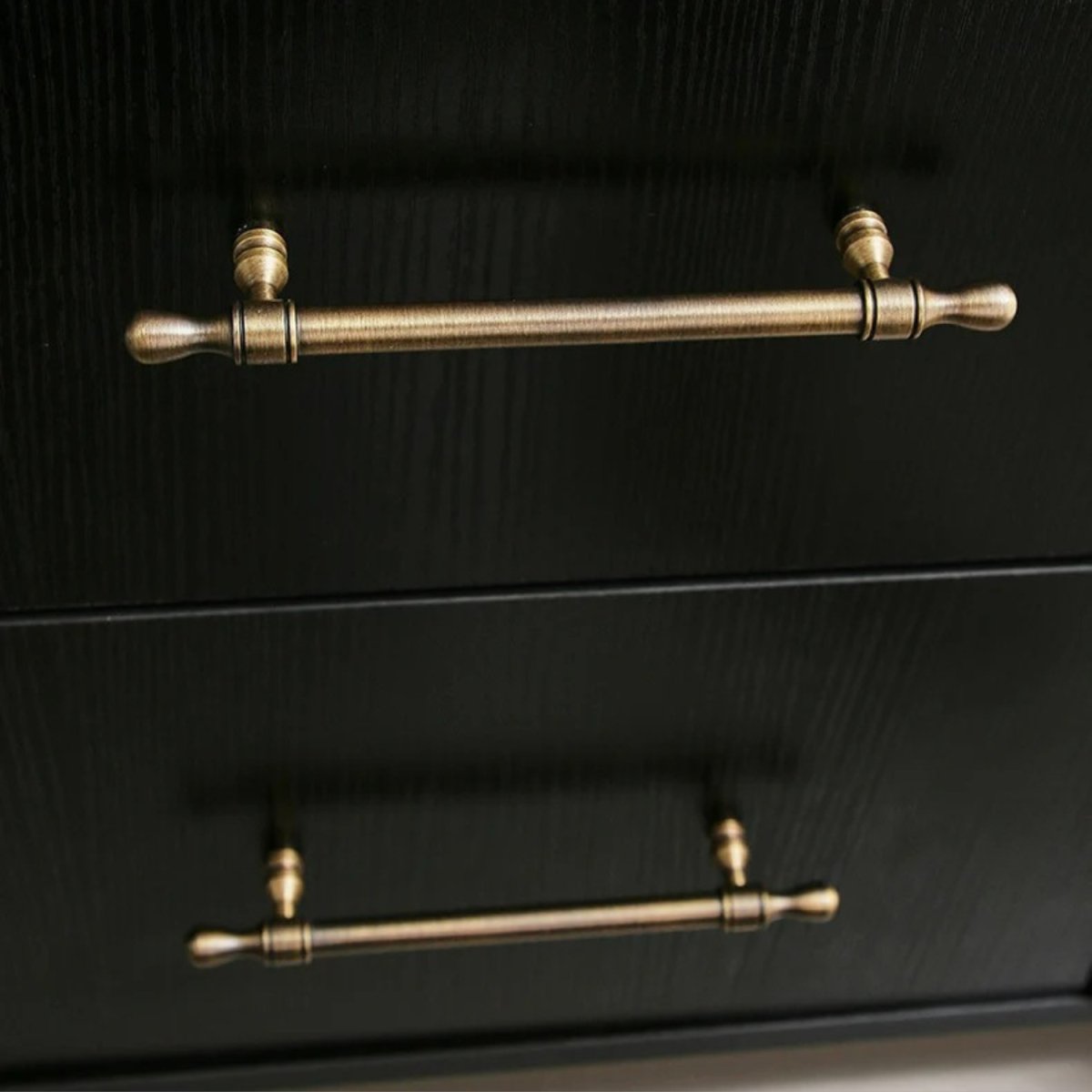 Kuno Knob & Pull Bar