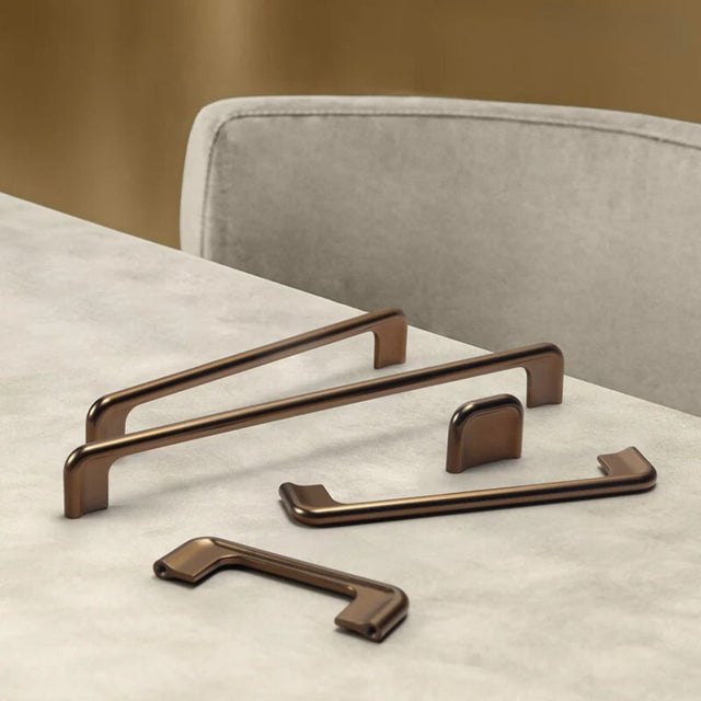 Nikt Knob & Pull Bar