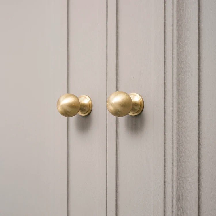Palah Knob & Pull Bar