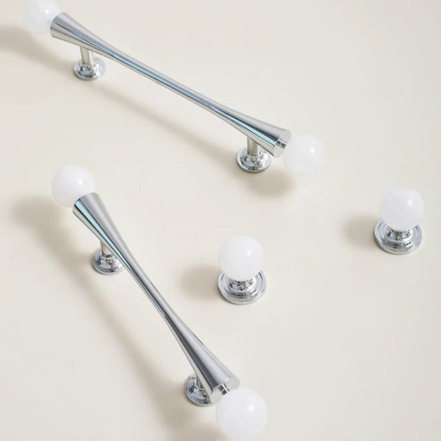 Poma Crystal Knob & Pull Bar