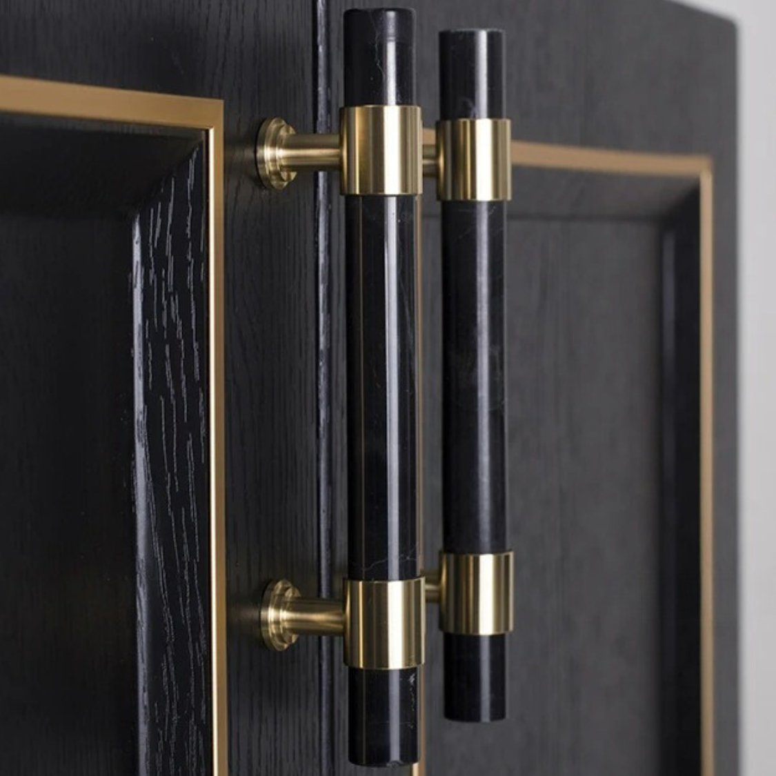 Pras Knob & Pull Bar