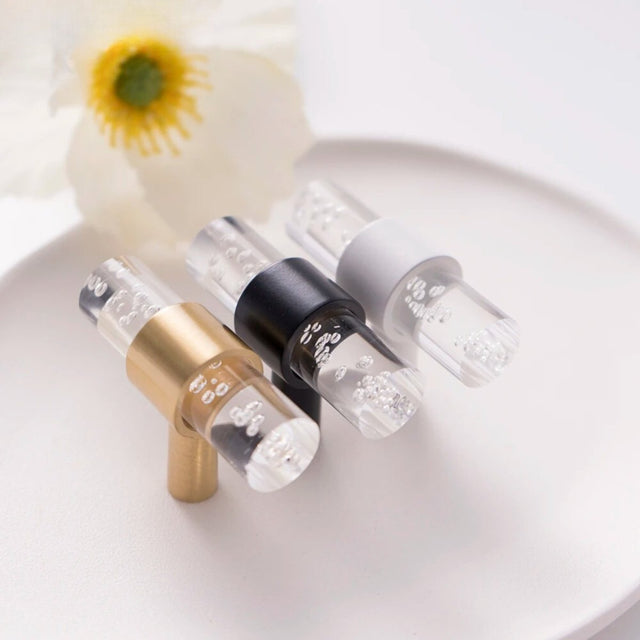 Shakuf Transparent Knob & Pull Bar