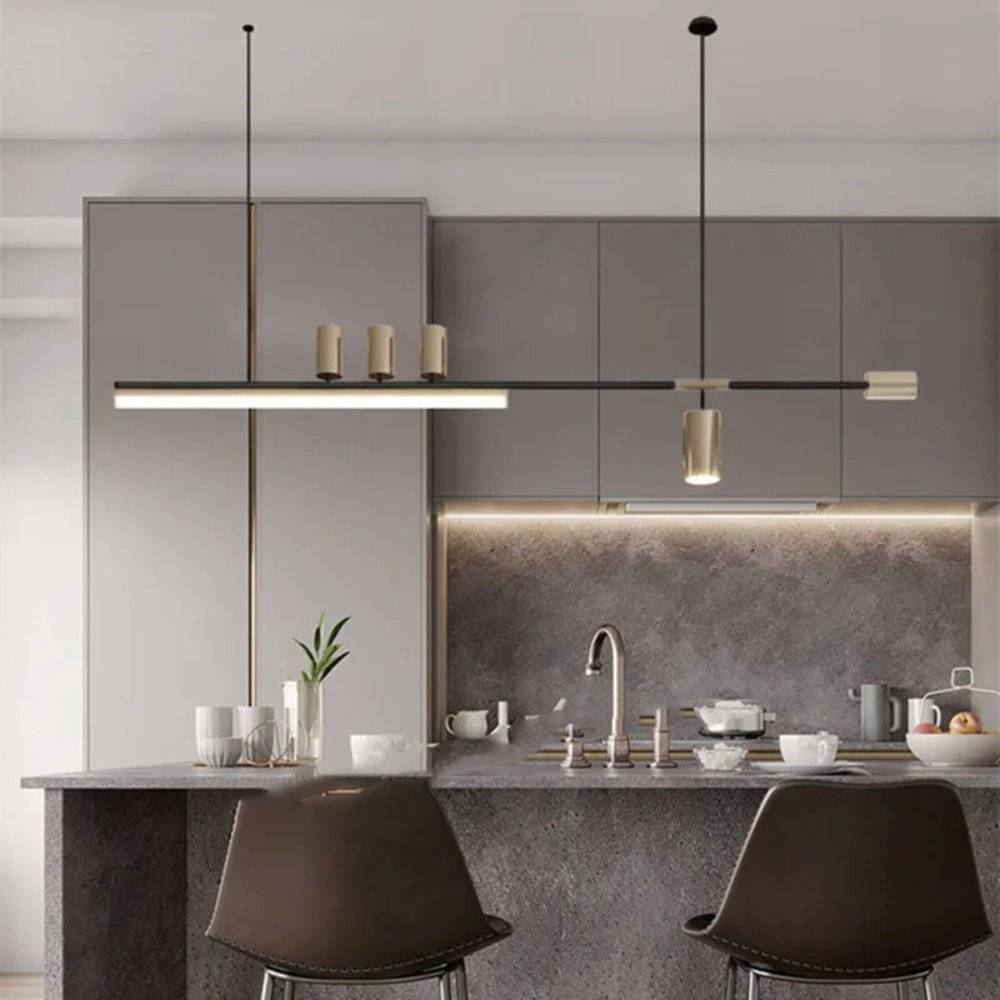 Stong Chandelier