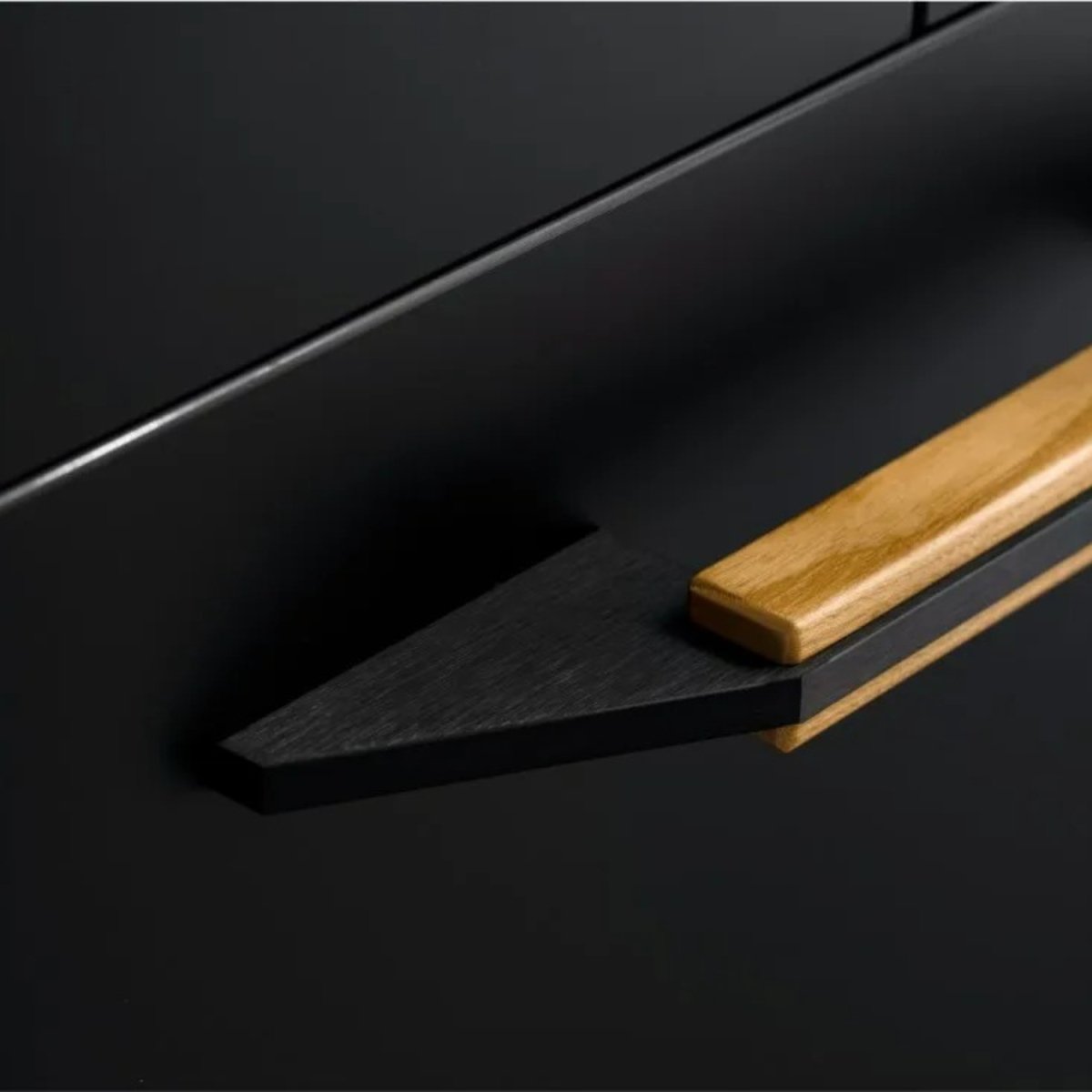 Suzu Pull Bar
