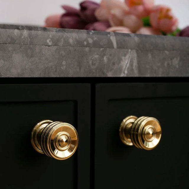 Vang Knob & Pull Bar