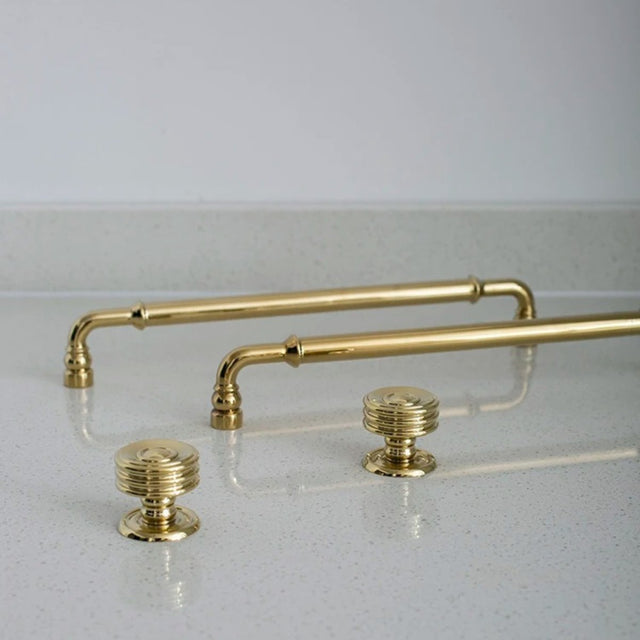 Vang Knob & Pull Bar