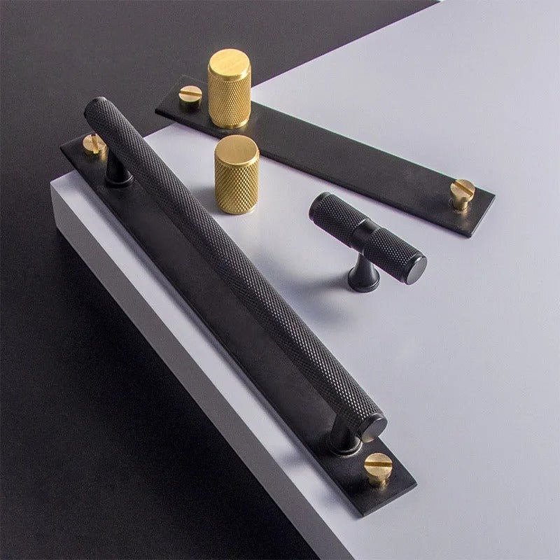 Wybel Knob & Pull Bar