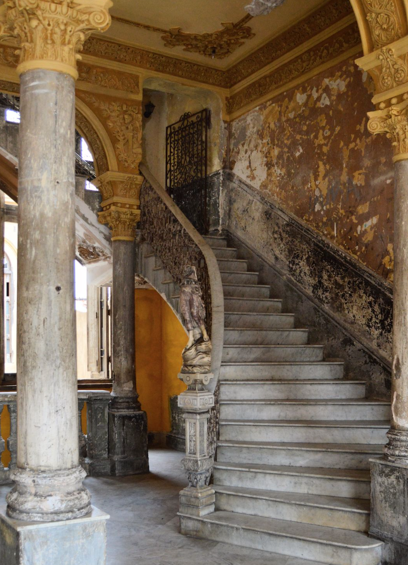 Why Some Rooms Change You From the Moment You Walk Into It