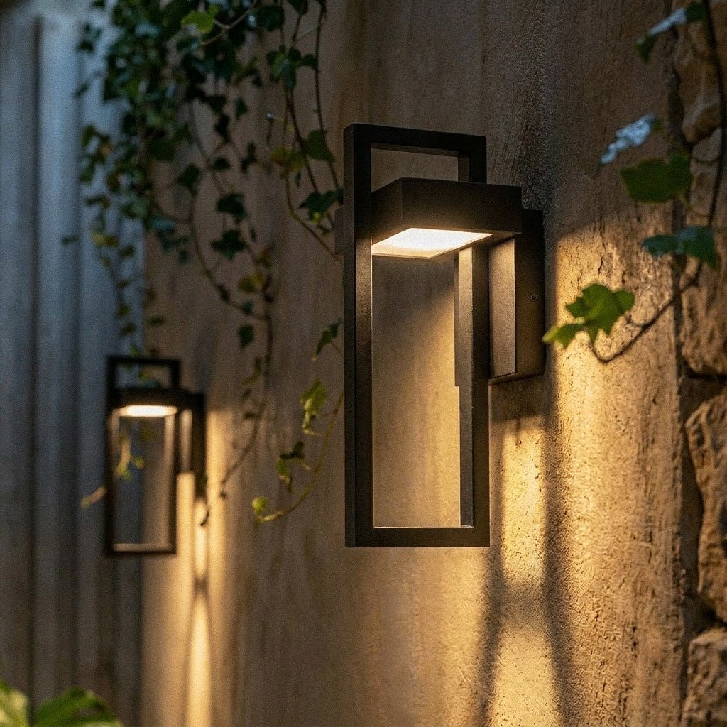 Outdoor Wall Lights