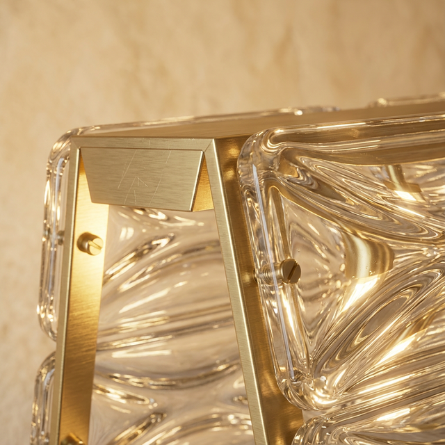 Nyvora Linear Chandelier